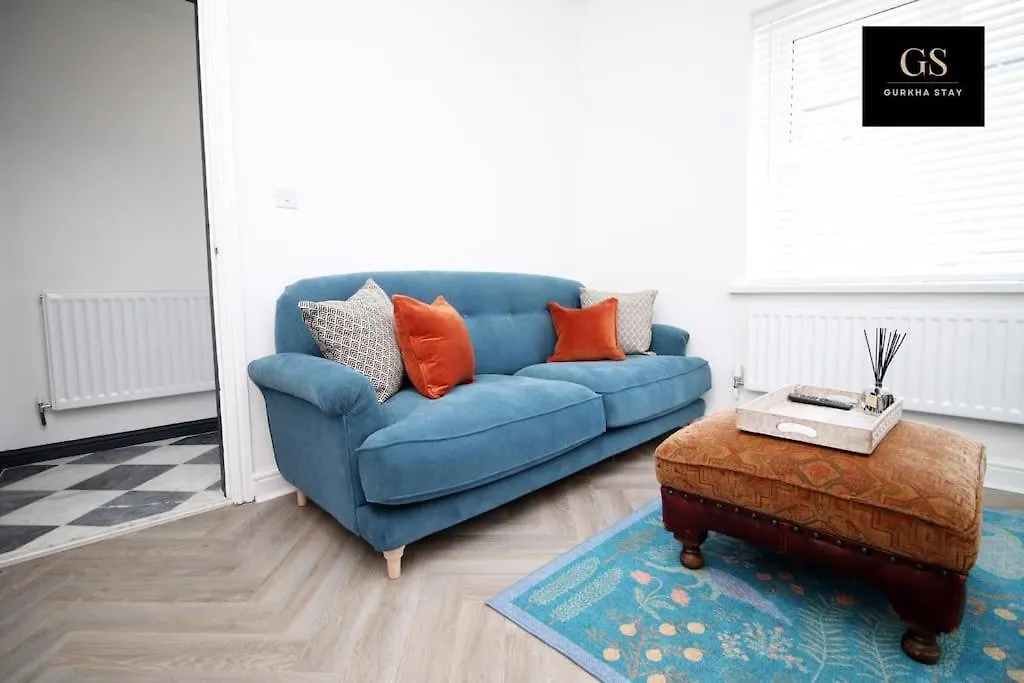 Ferienhaus Perfect Four Bed House For Groups,Contractors,Relocations By Gurkha Stay In Cardiff With Free Wifi